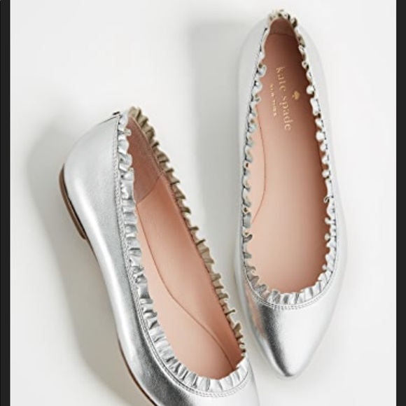 {⭐️HOST PICK 6.22 ⭐️KATE SPADE NEW YORK} Nicole Skimmers Silver - Picture 7 of 7